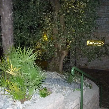 Maxi Szálloda Limone sul Garda