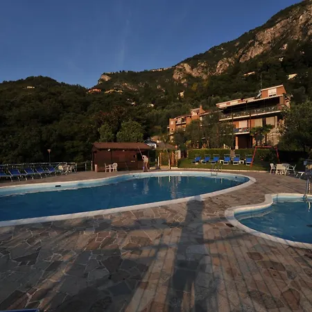Maxi Ξενοδοχείο Limone sul Garda